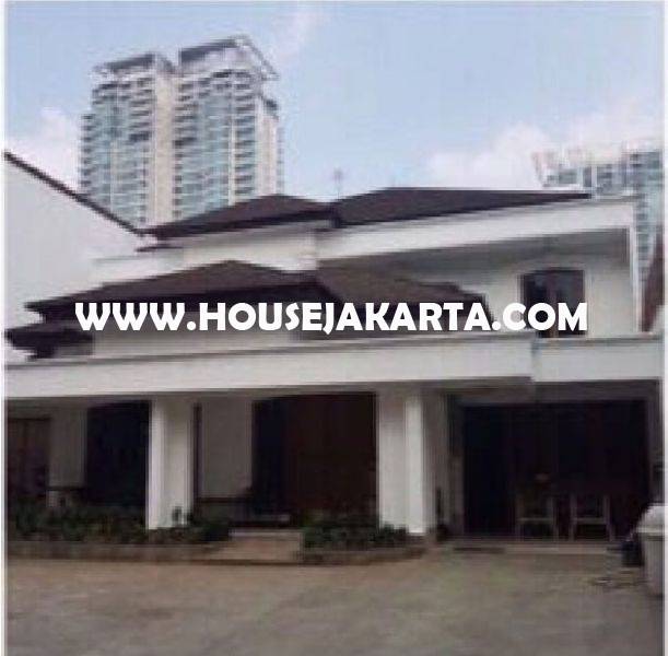 Rumah Jalan PRAPANCA dekat Brawijaya Kebayoran Baru Dijual Murah 32M ada Pool