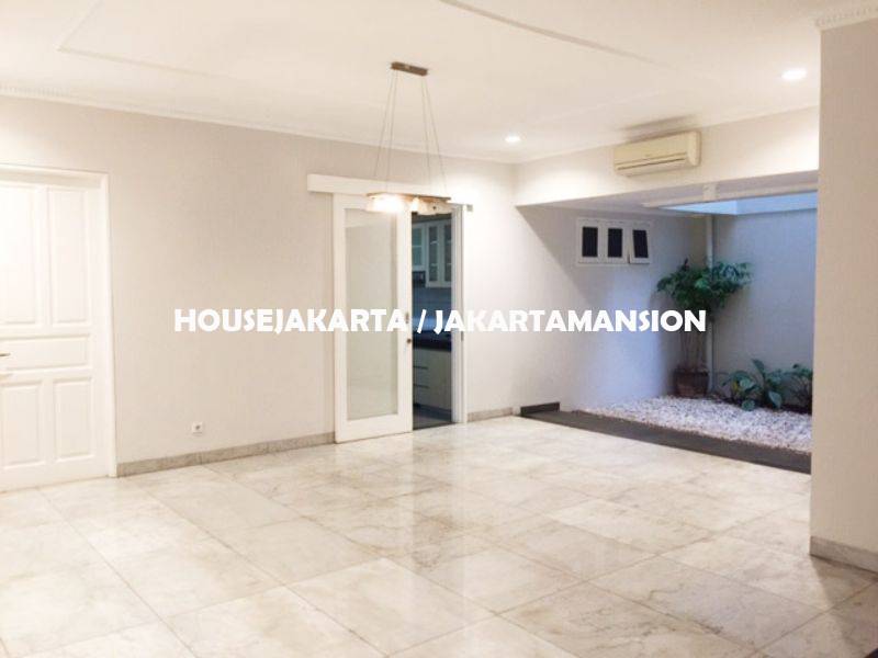 House for rent sewa lease at kuningan