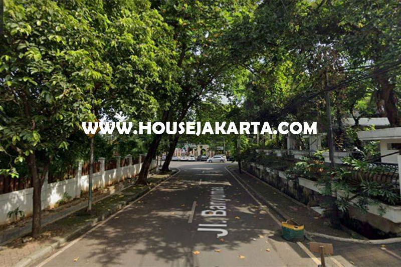 Rumah 2 lantai Jalan Banyumas Menteng Dijual Murah Tanah Persegi daerah Tenang