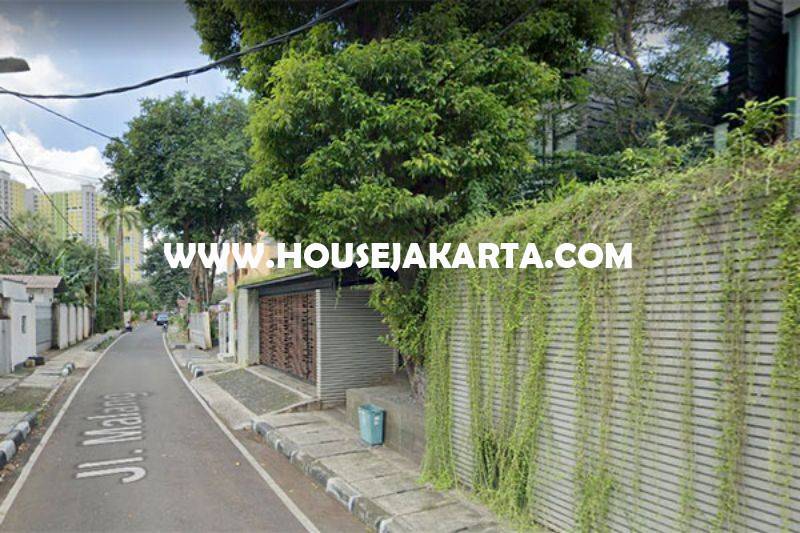 Rumah Jalan Malang Menteng Dijual Murah Tanah Persegi Golongan C