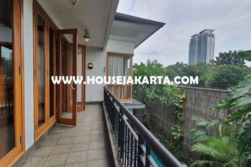 Rumah Bagus 2 lantai Jalan Brawijaya Kebayoran Baru Dijual Murah 35M ada Pool