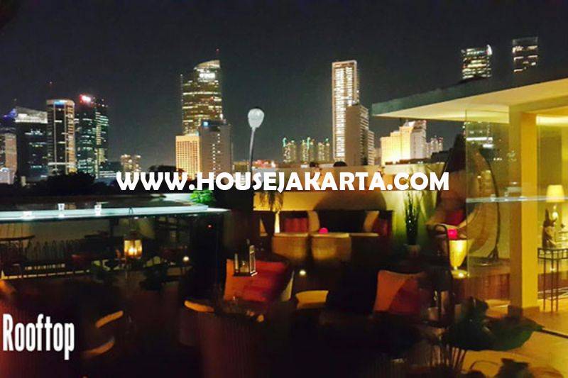 Rumah Bagus 3,5 Lantai Jalan Tanjung Menteng ada rooftop city view Dijual Murah 49,5M