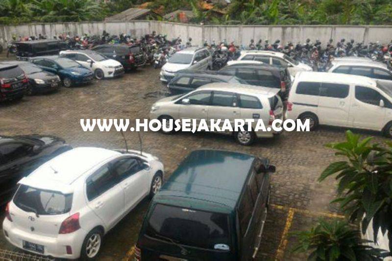 Tanah Komersial Jalan Gatot Subroto dekat HR Rasuna Said Kuningan Dijual Murah Harga NJOP bisa 20 Lantai