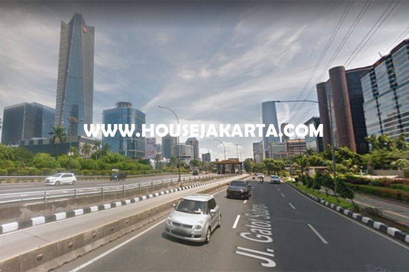 Tanah Komersial Jalan Gatot Subroto dekat HR Rasuna Said Kuningan Dijual Murah Harga NJOP bisa 20 Lantai