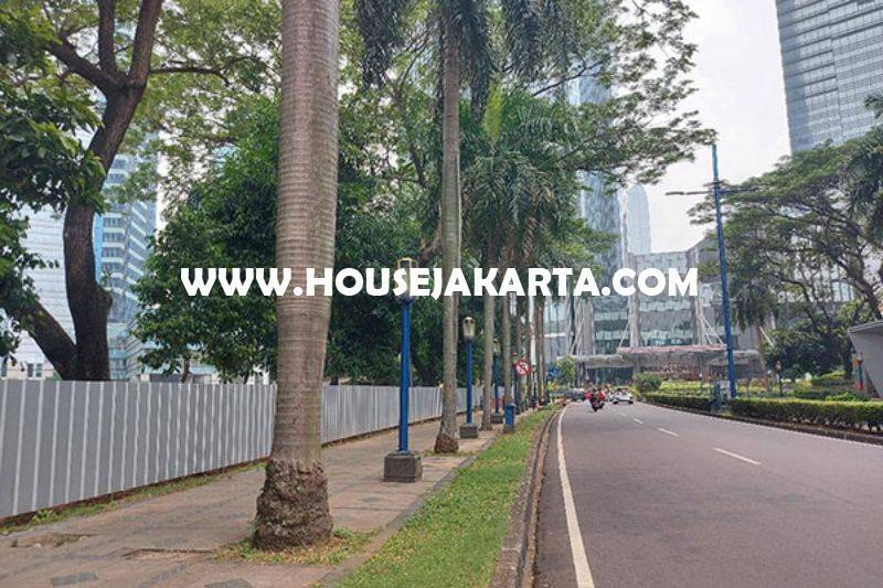 Tanah Komersial jalan Mega Kuningan Dijual Murah 85 juta/m ijin Gedung 40 Lantai