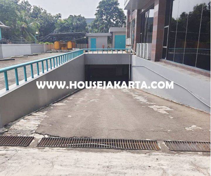 Gedung Kantor 5 Lantai siap huni Jalan Kemang Raya Dijual Murah dekat Simatupang
