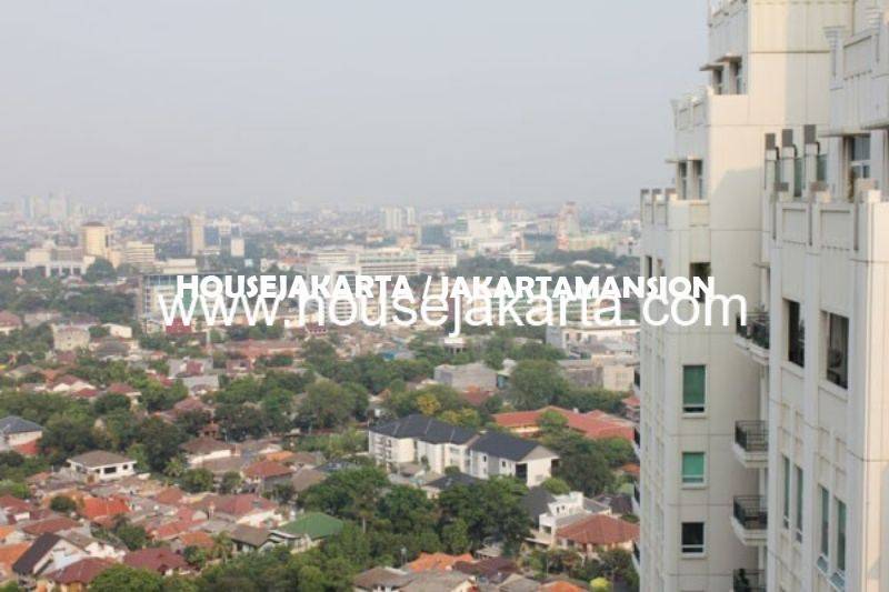 Penthouse Apartement Pakubuwono Residence Dijual Murah Lux Furnished 2 lantai