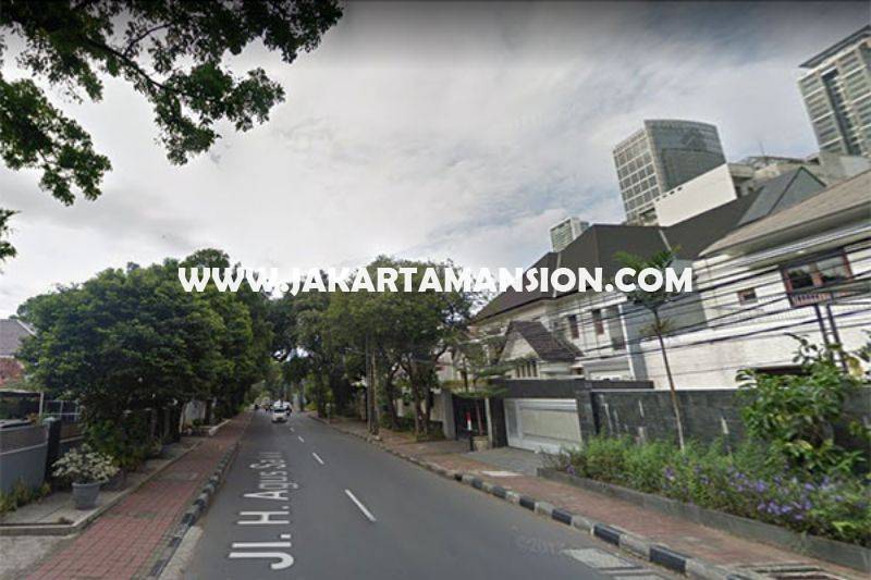 Rumah Jalan Agus Salim Menteng dekat MH Thamrin Dijual Murah tanah Kotak