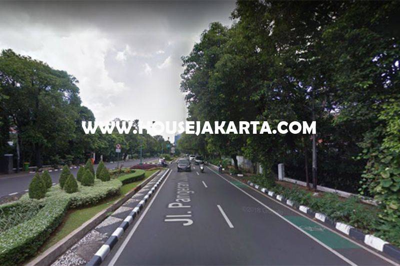 HS1016 Rumah Bagus 2 Lantai Jalan Diponegoro Menteng Dijual Murah Tanah Kotak Ada Pool