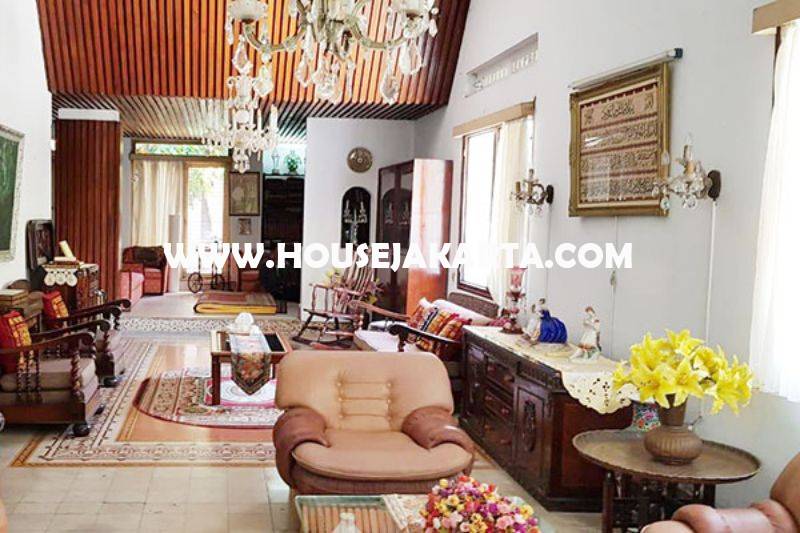 HS1031 Rumah Jalan Garut Menteng Dijual Murah Tanah Kotak Golongan C