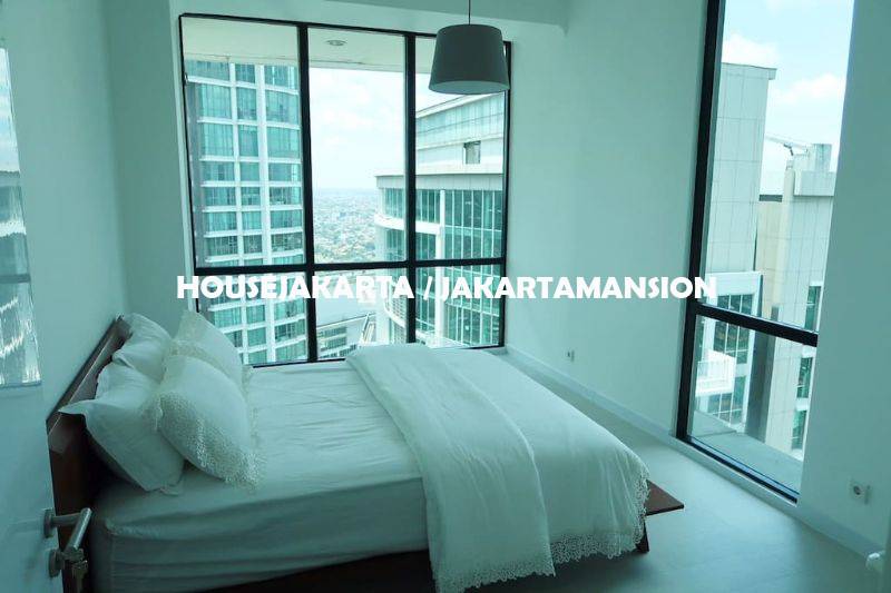 AR1127 Kemang Village for rent sewa lease 