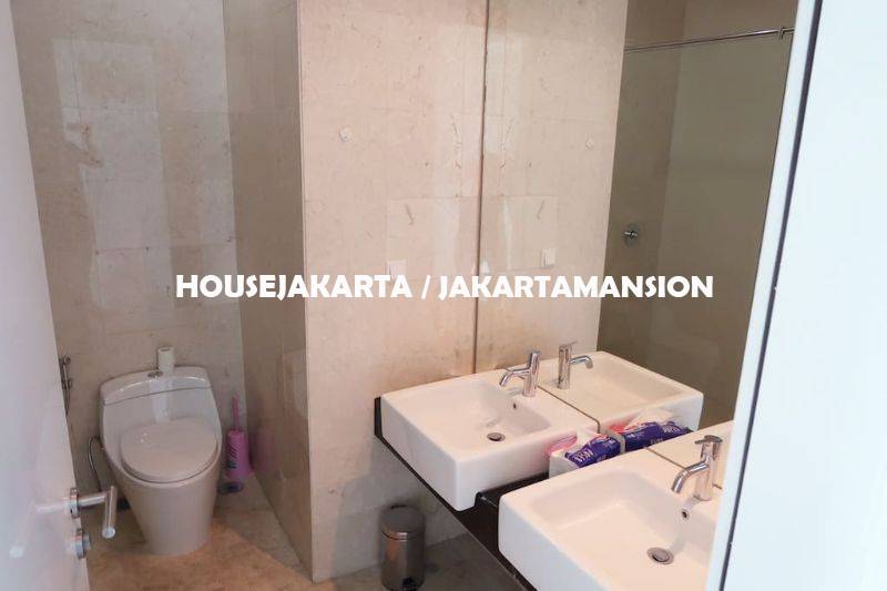 AR1127 Kemang Village for rent sewa lease 