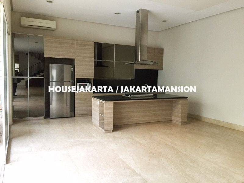 HR1134 House for rent Lease at Pondok Indah with Swimming Pool
