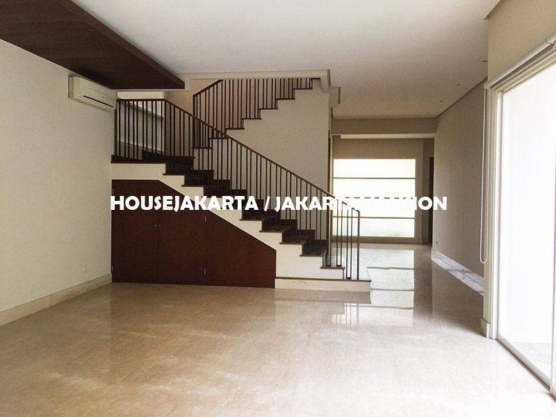 HR1134 House for rent Lease at Pondok Indah with Swimming Pool