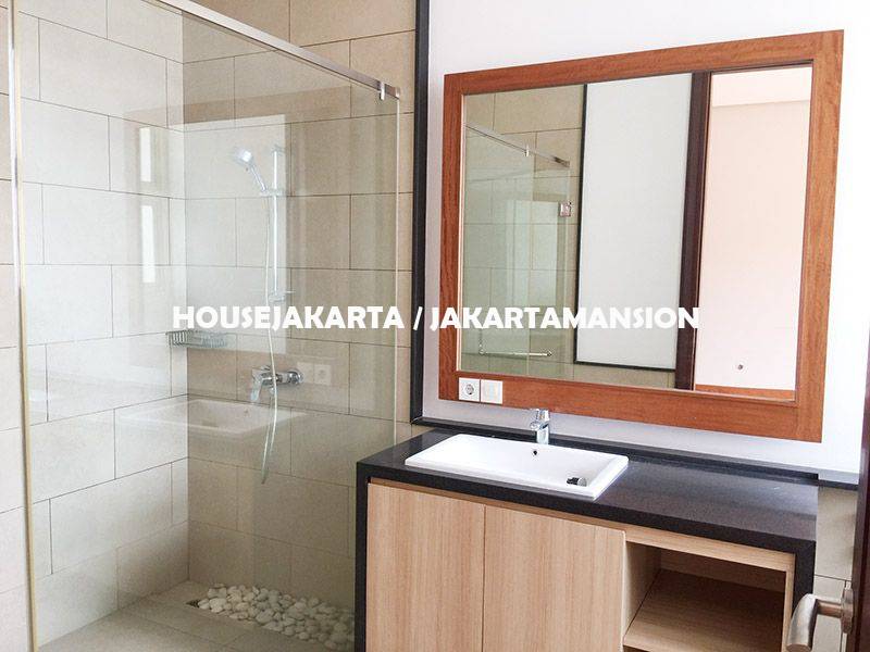 HR1137 House for Rent sewa lease at Pondok indah 