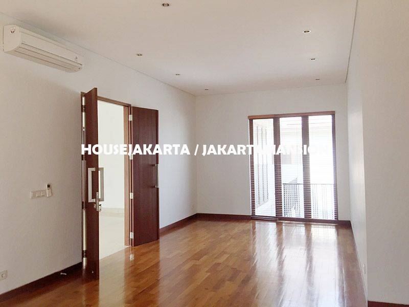 HR1138 House for Rent sewa lease at Cilandak