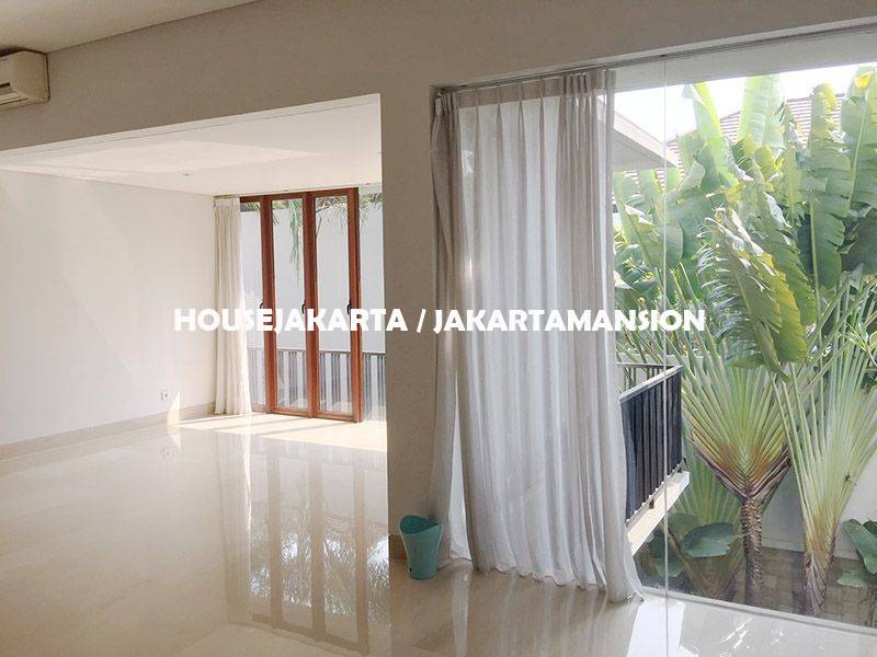 HR1138 House for Rent sewa lease at Cilandak