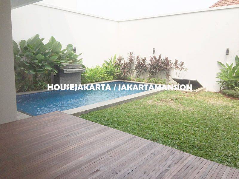 HR1148 Compound for rent sewa lease at kemang