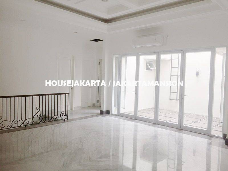 HR1148 Compound for rent sewa lease at kemang