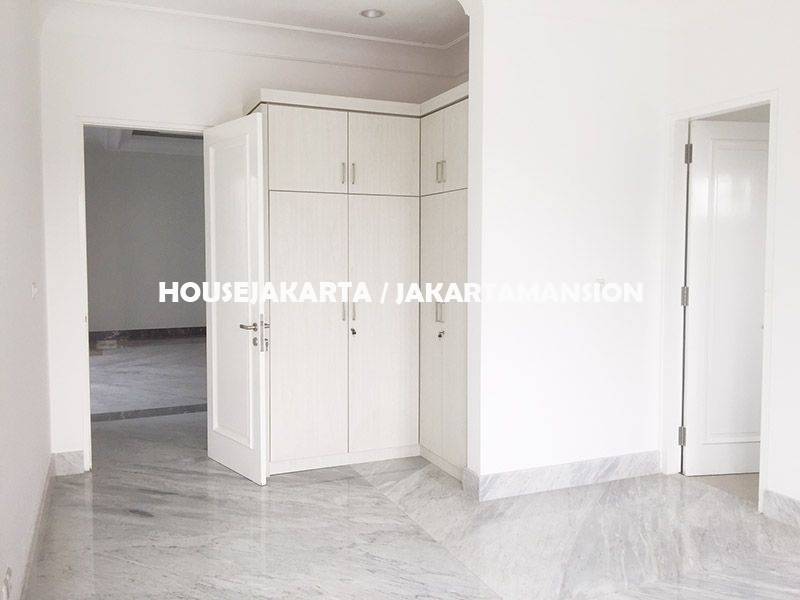 HR1148 Compound for rent sewa lease at kemang