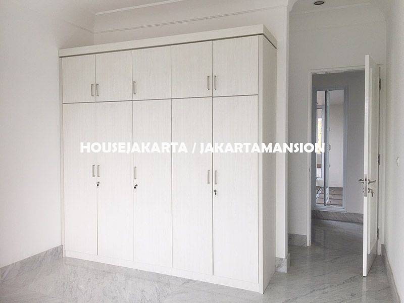 HR1148 Compound for rent sewa lease at kemang