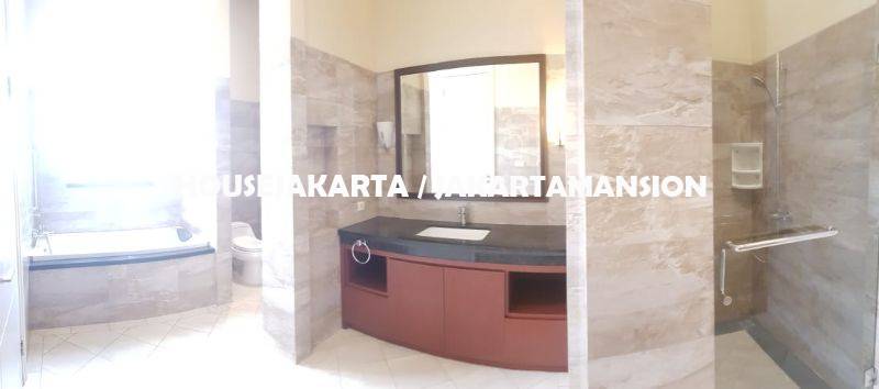 HR1150 House for Rent sewa lease at Pondok indah