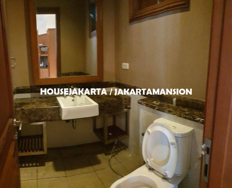 HR1178 House for Rent sewa lease at Pondok indah