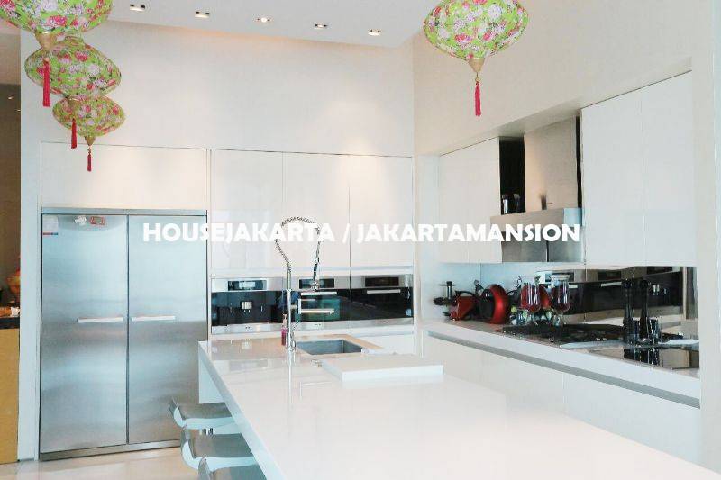 AR1233 Penthouse Apartement Pakubuwono Residence For Rent Sewa Lease 