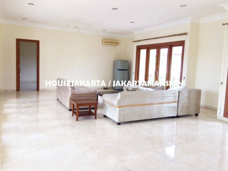 HR1247 Compound House for rent at Ampera close to kemang