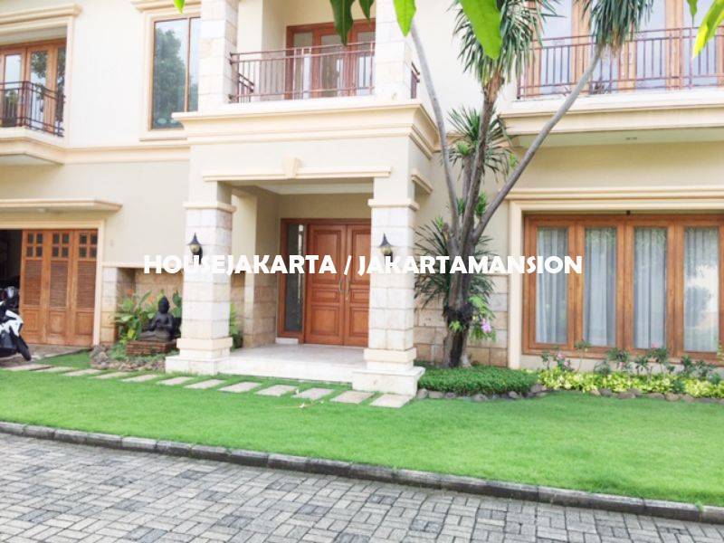 HR1247 Compound House for rent at Ampera close to kemang