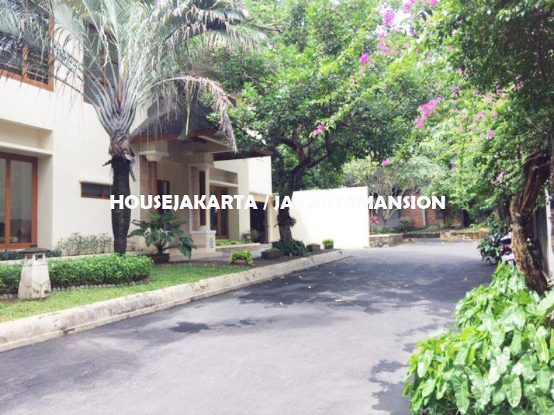 HR1248 Compound House for rent at Pejaten close to kemang 