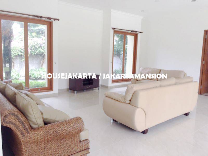 HR1248 Compound House for rent at Pejaten close to kemang 