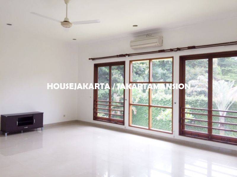 HR1248 Compound House for rent at Pejaten close to kemang 