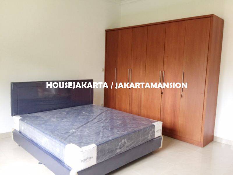 HR1248 Compound House for rent at Pejaten close to kemang 