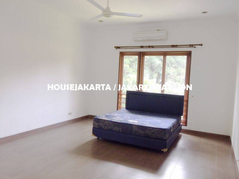 HR1248 Compound House for rent at Pejaten close to kemang 