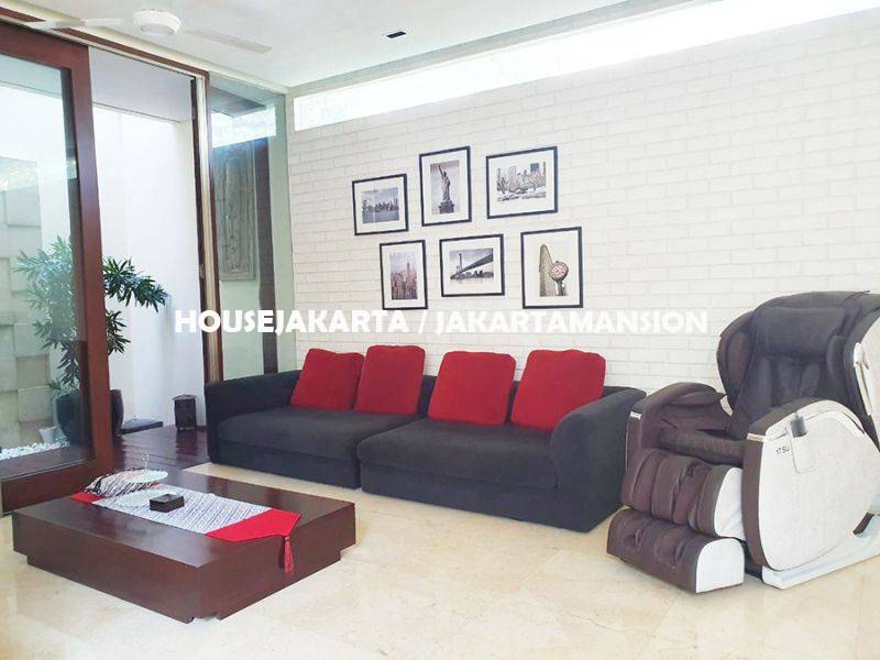 HR1263 Brand New Town House for rent sewa lease at Kemang