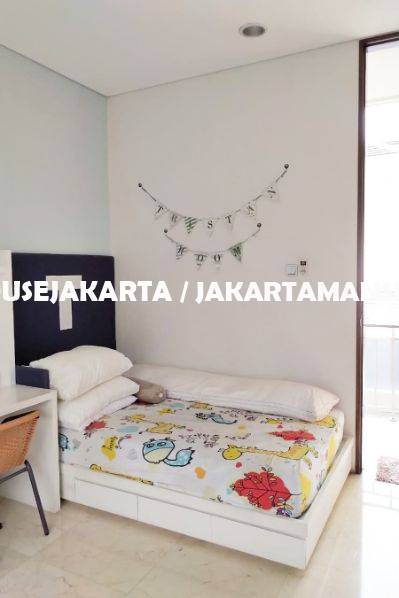 HR1263 Brand New Town House for rent sewa lease at Kemang