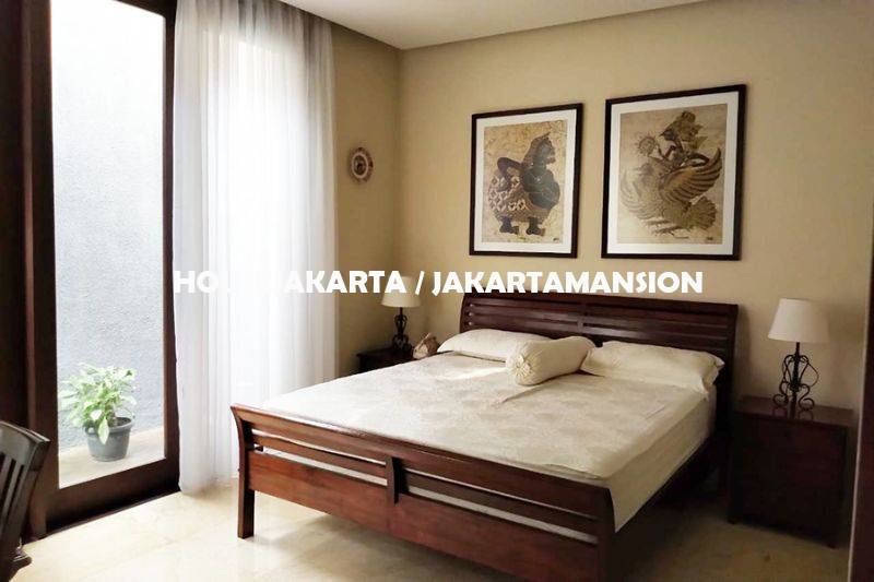 HR1263 Brand New Town House for rent sewa lease at Kemang