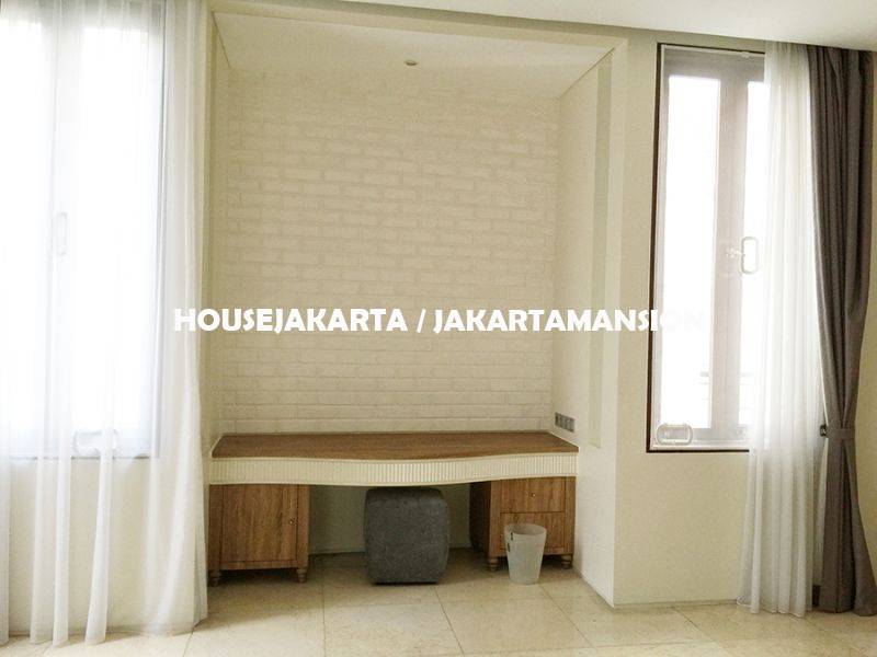 HR1263 Brand New Town House for rent sewa lease at Kemang