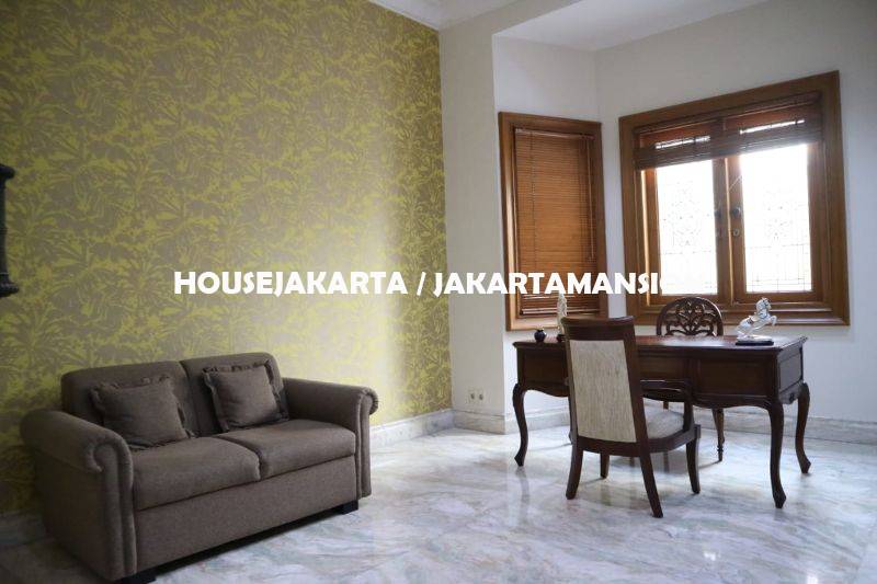 HR1308 House for rent at menteng 
