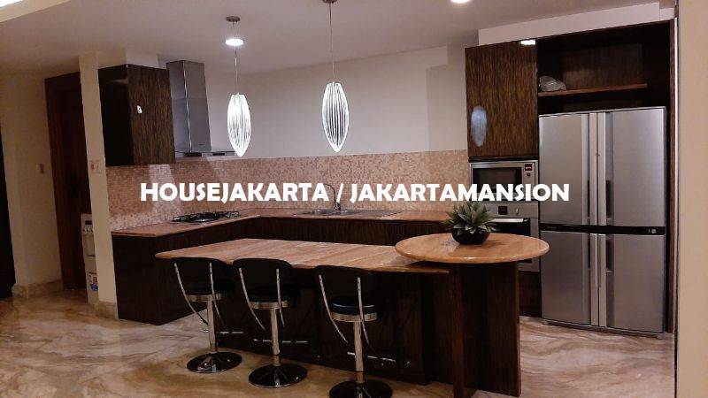 HR1308 House for rent at menteng 