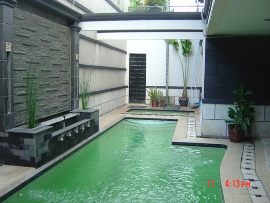 HR132 Nice house for rent at Kebayoran Baru 