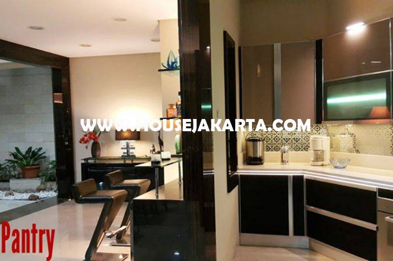 HS1412 Rumah Bagus 3,5 Lantai Jalan Tanjung Menteng ada rooftop city view Dijual Murah 49,5M