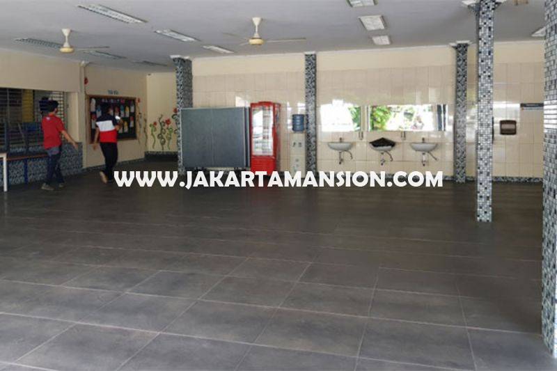 HS1441 Rumah Klasik Kemang Jakarta Selatan Luas 1hektar Dijual Murah Hitung Tanah 23juta/m