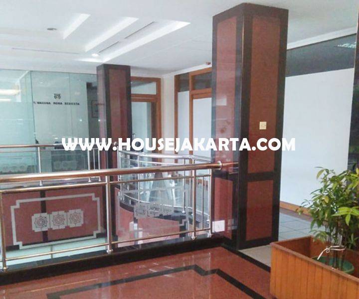 OS1448 Gedung Kantor Komersial 4 lantai ada basement Jalan Teuku Cik ditiro Menteng Dijual Murah