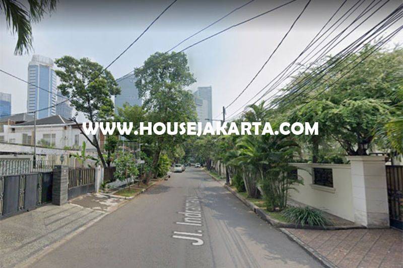 HS1460 Rumah Jalan Indramayu Menteng Dijual Tanah Persegi daerah Elite jarang ada