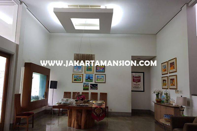 HS1497 Rumah Bagus 2 lantai Jalan Bandung Menteng Dijual Murah Tanah Persegi