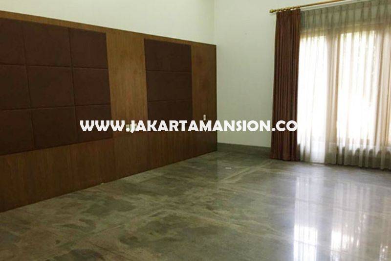 HS1497 Rumah Bagus 2 lantai Jalan Bandung Menteng Dijual Murah Tanah Persegi