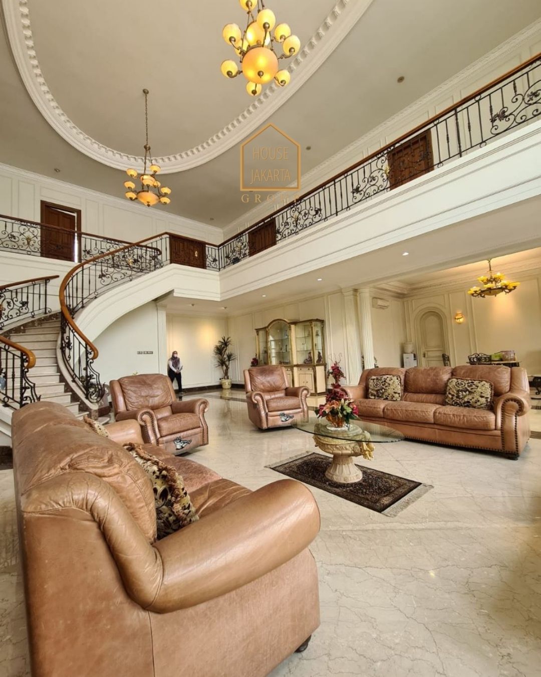 HS1568 FOR SALE:  LUXURY HOUSE FULLY FURNISHED DA VINCI STYLE , PONDOK INDAH.