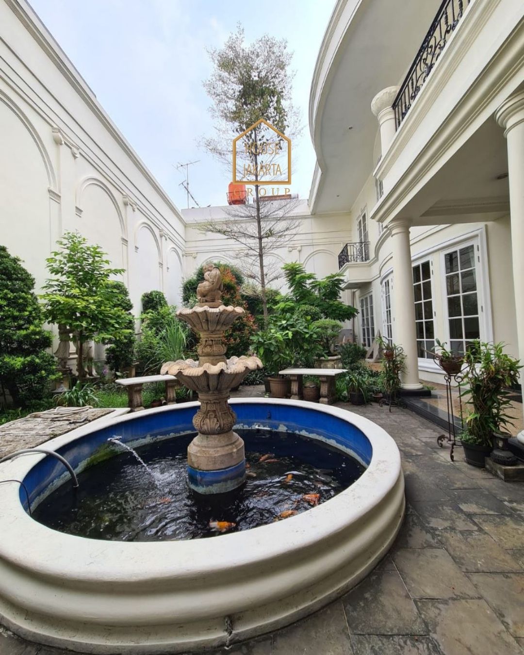 HS1568 FOR SALE:  LUXURY HOUSE FULLY FURNISHED DA VINCI STYLE , PONDOK INDAH.